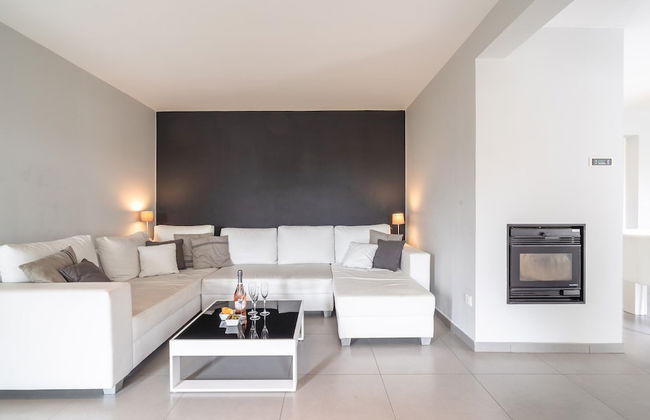 Luxurious Villa in Saint Genies de Fontedit With Heated Pool - Foto 36