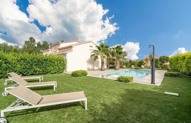 Luxurious Villa in Saint Genies de Fontedit With Heated Pool - Foto 48