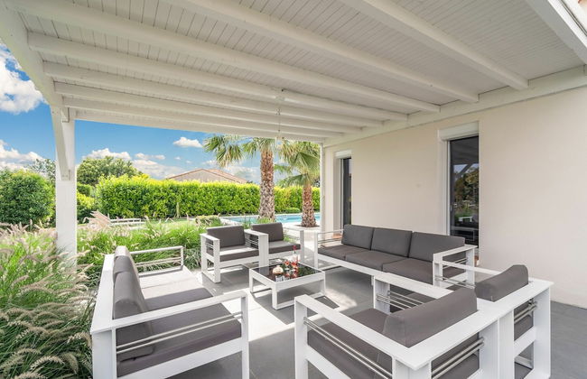 Luxurious Villa in Saint Genies de Fontedit With Heated Pool - Foto 34