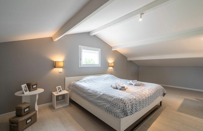 Luxurious Villa in Saint Genies de Fontedit With Heated Pool - Foto 12