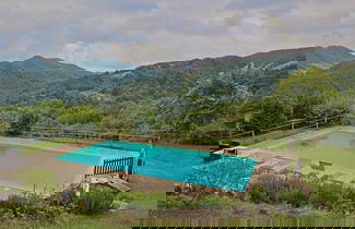 Foto 1 - Spacious Farmhouse in Apecchio With Pool