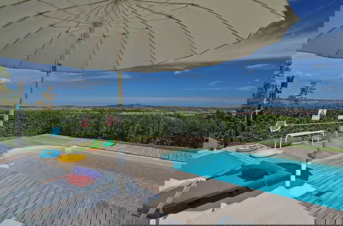 Photo 29 - Cottage in Montelabbate With Pool, Garden, Bbq, Parking