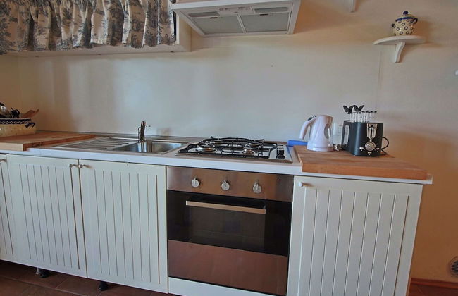 Cottage in Montelabbate With Pool, Garden, Bbq, Parking - Photo 12