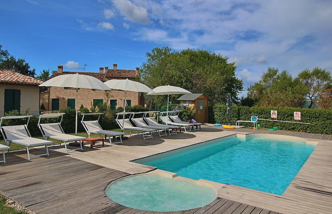 Cottage in Montelabbate With Pool, Garden, Bbq, Parking - Photo 64