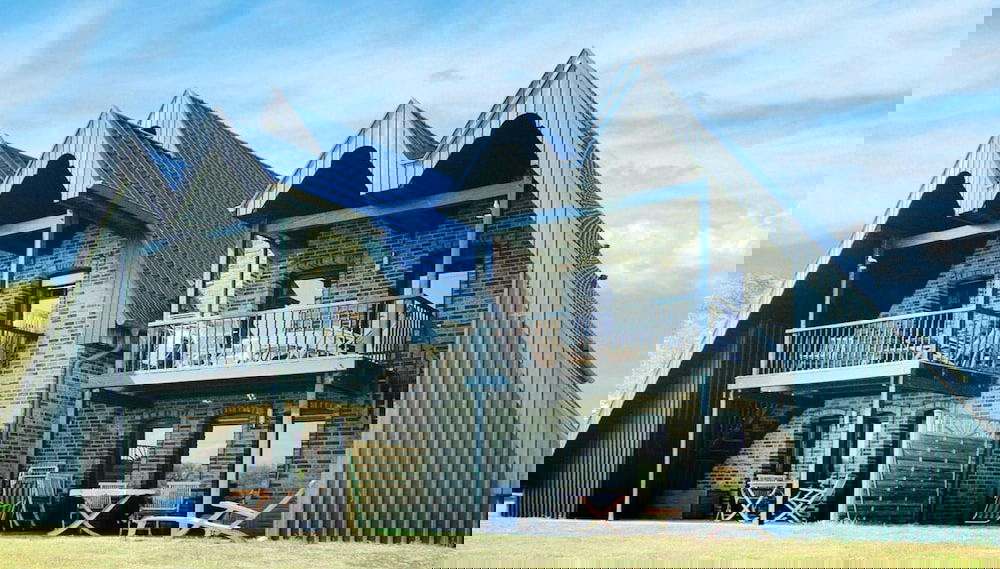 Primary image