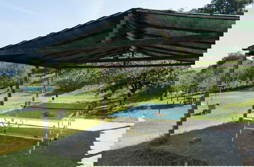 Foto 59 - Spacious Holiday Home in Vicchio With Private Pool