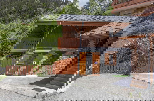 Foto 77 - Spacious Holiday Home Near Center of Champagny