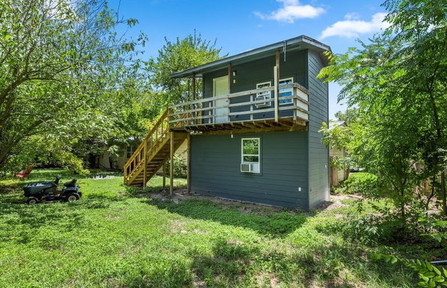 Comfortable 6BR 3BA Home w Large Yard - Foto 40