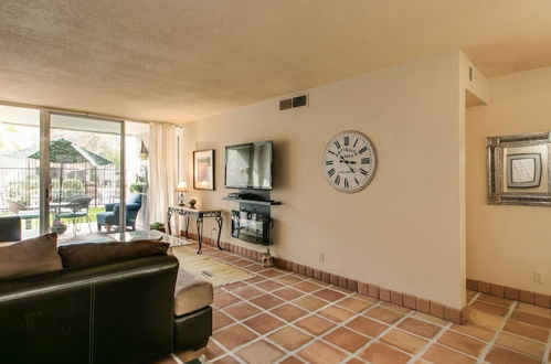 Foto 9 - Charming 1-bdrm Condo Steps to Old Town Scottsdale