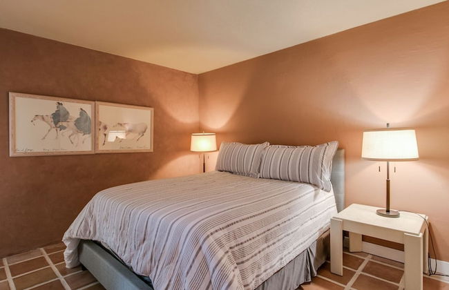 Charming 1-bdrm Condo Steps to Old Town Scottsdale - Foto 2