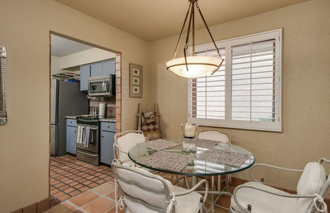 Charming 1-bdrm Condo Steps to Old Town Scottsdale - Foto 13