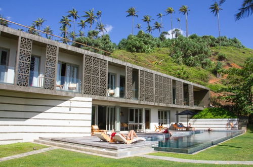 Photo 9 - Modern Beach Villa With Roof Garden