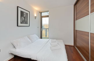 Foto 1 - Spacious Flat With Balcony Close to the River in Greenwich by Underthedoormat