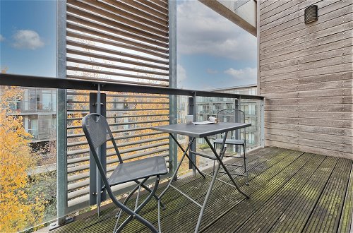 Foto 8 - Spacious Flat With Balcony Close to the River in Greenwich by Underthedoormat