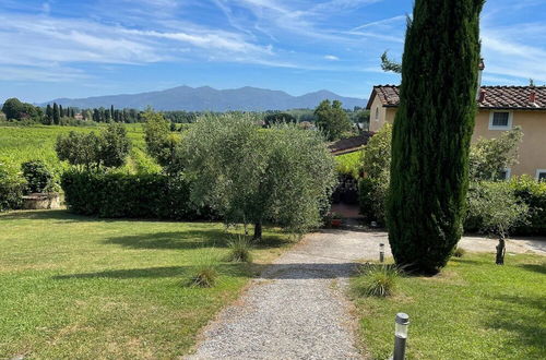 Photo 14 - Donato Farmhouse Apartment With Pool