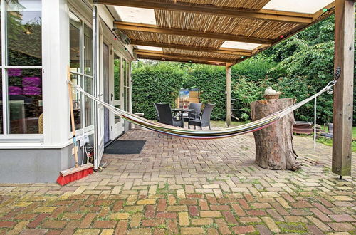 Photo 21 - Picturesque Holiday Home in Oldenzaal with Hot Tub