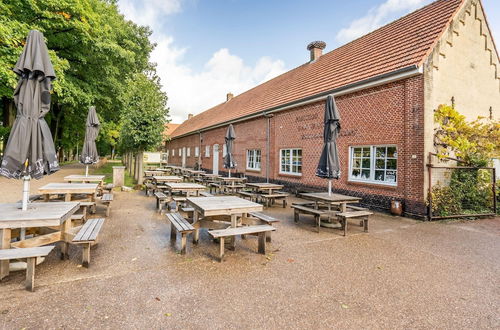 Photo 16 - Apartment in Wortel Hoogstraten With Garden