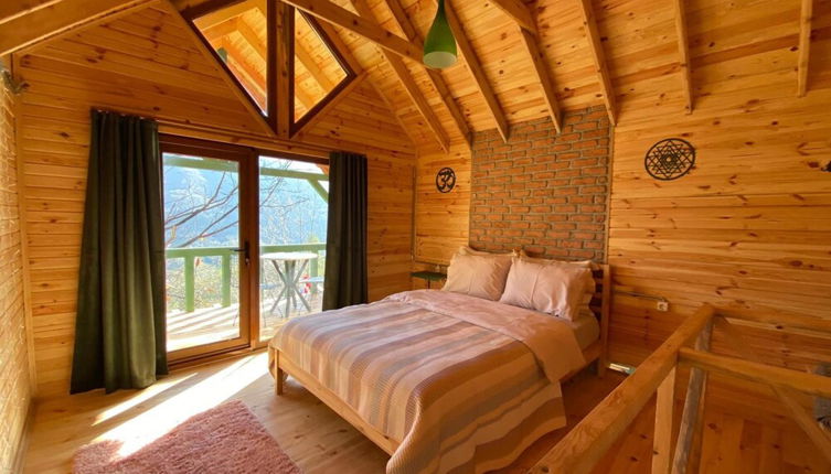 Foto 1 - Secluded Wooden House With Jacuzzi in Sapanca