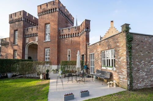 Photo 1 - Apartment in Kruibeke at Wissekerke Castle