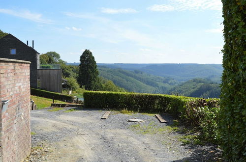 Foto 32 - Cozy Home With View and Hottub