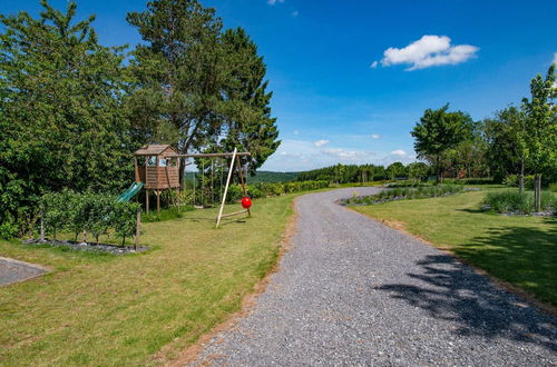 Photo 37 - Spacious Holiday Home in Bourseigne-neuve