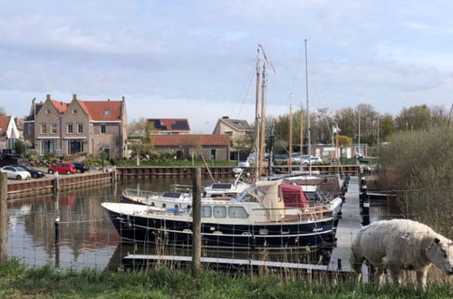 Photo 24 - Fantastic Villa in Ooltgensplaat With Jetty