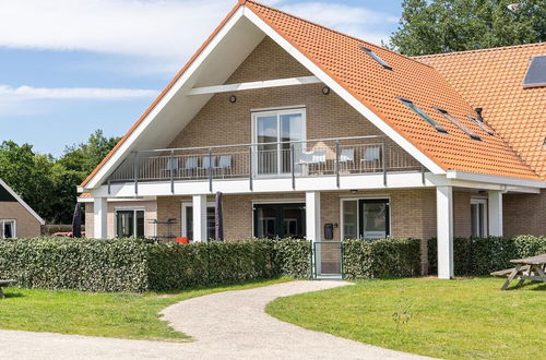 Photo 31 - Luxurious 24-person Apartment on Ameland