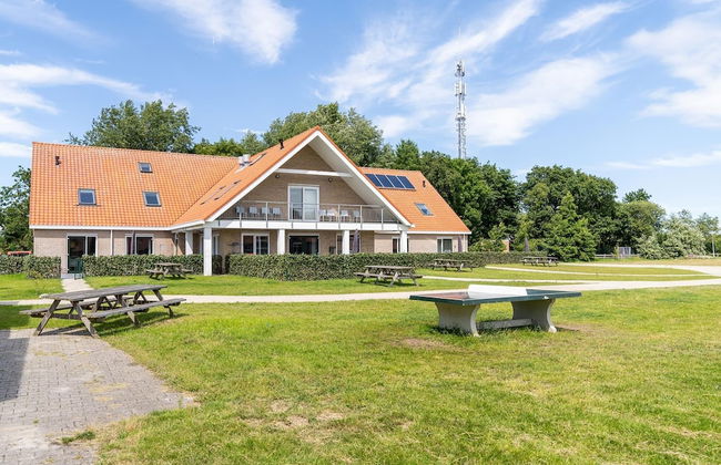 Group Apartment Ameland Near Nes - Photo 39