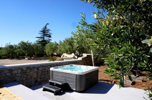 Photo 16 - Villa Nucci With Hydromassage Pool