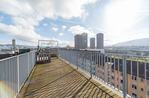 Photo 23 - E-64 Duplex-3BDR apartment with Sky roof-Zurich West