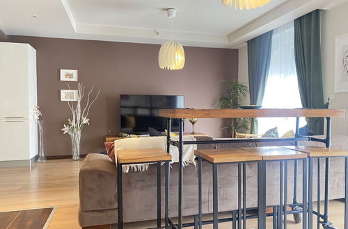 Photo 21 - Chic Residence Flat With Central Location in Sisli