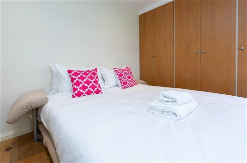 Photo 9 - Modern and Bright 3 Bedroom House in Paddington