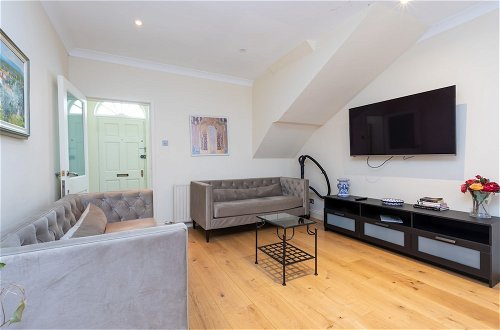 Photo 33 - Modern and Bright 3 Bedroom House in Paddington