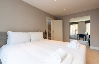 Photo 1 - Stunning 3 Bedroom Flat in Covent Garden