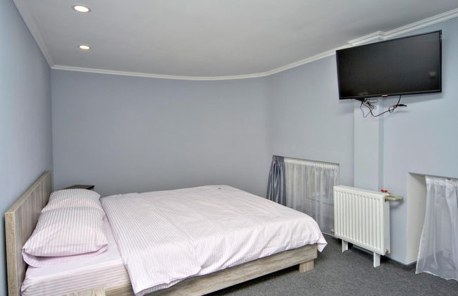 Grand Apartments - Photo 18