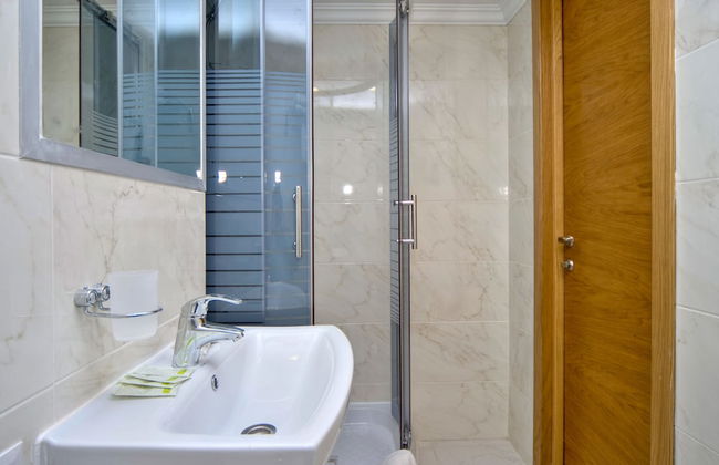 Grand Apartments - Photo 35