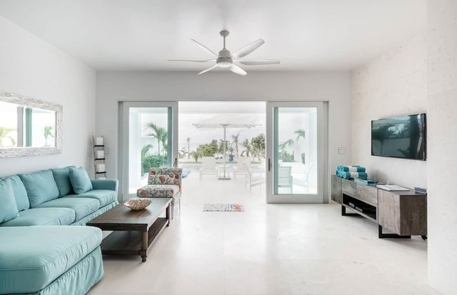 SulMare at Taylor Bay Luxury Villas - Photo 20