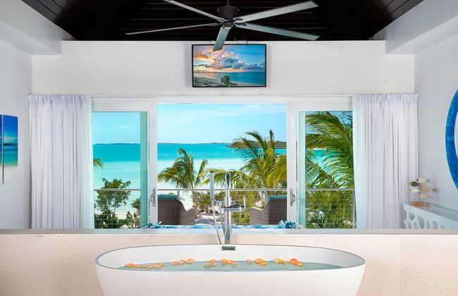 SulMare at Taylor Bay Luxury Villas - Photo 12