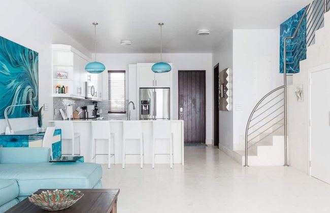 SulMare at Taylor Bay Luxury Villas - Photo 25