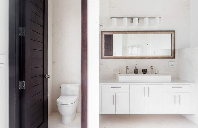 SulMare at Taylor Bay Luxury Villas - Photo 35