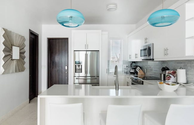 SulMare at Taylor Bay Luxury Villas - Photo 15