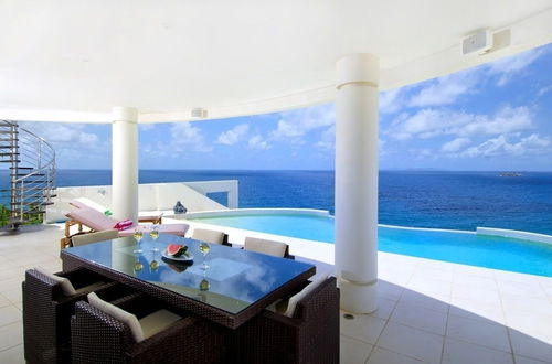 Foto 13 - Sky Blue by Island Properties Online