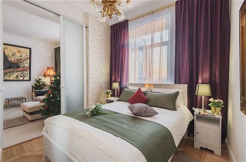 Photo 6 - GMApartments 4 rooms with mansard on Tverskaya