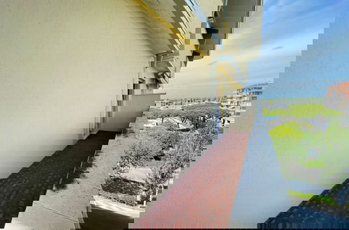 Foto 5 - Vibrant Apartment Close to the Beach - Beahost