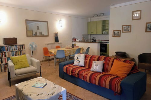 Foto 11 - Lovely 3-bed Apartment in Spoleto
