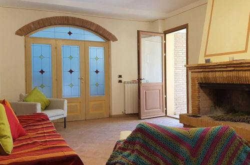 Foto 33 - Lovely 3-bed Apartment in Spoleto
