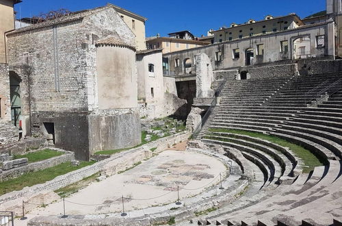 Foto 42 - Lovely 3-bed Apartment in Spoleto