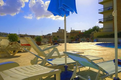 Photo 48 - Apartment With Pool Near Beach In St Julians