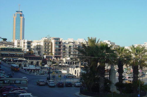 Photo 71 - Apartment With Pool Near Beach In St Julians