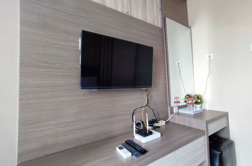 Foto 6 - Comfortable And Modern 1Br Without Living Room At Amartha View Apartment